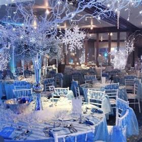 fwthumbWinter Wonderland event Wentworth Golf Club Lilys Flowers Lightwater.jpg